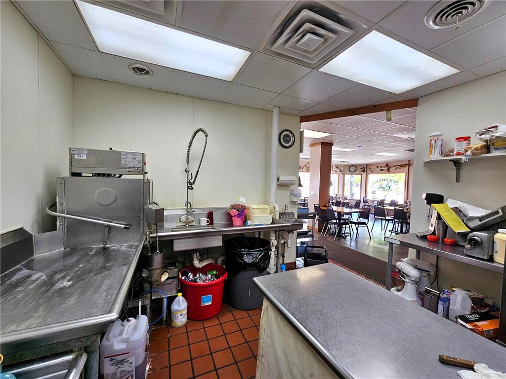 101 W Main Street Spring Grove MN 55974 7020068 image9