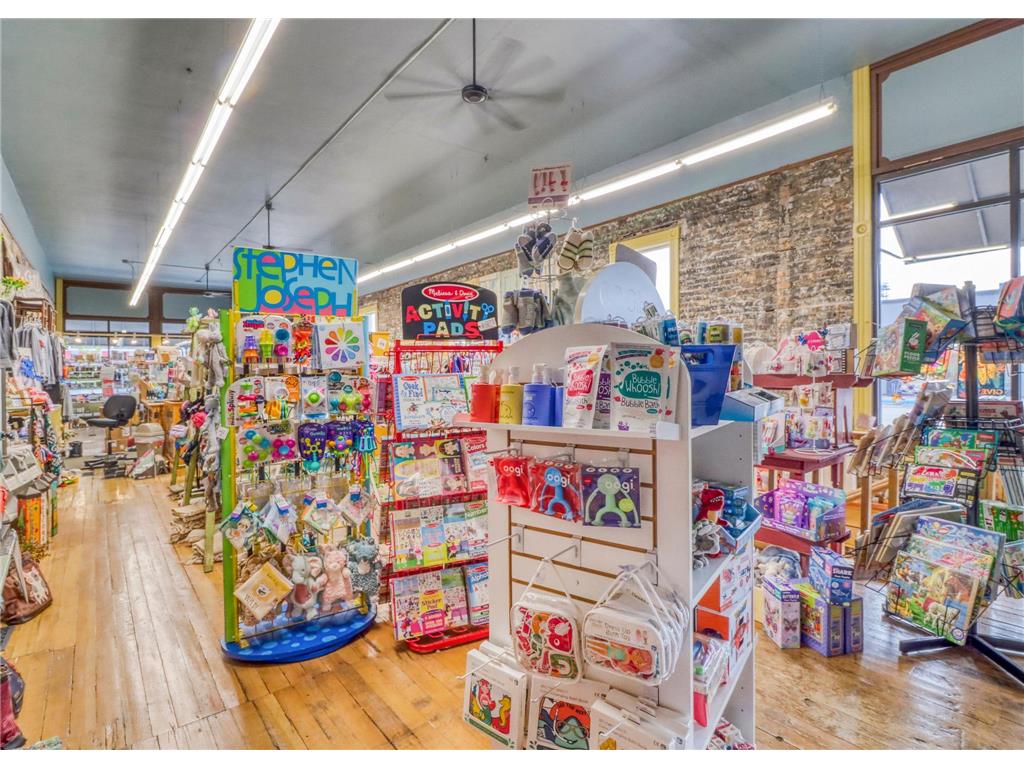 101 West Main St Perham MN 56573 6786408 image10