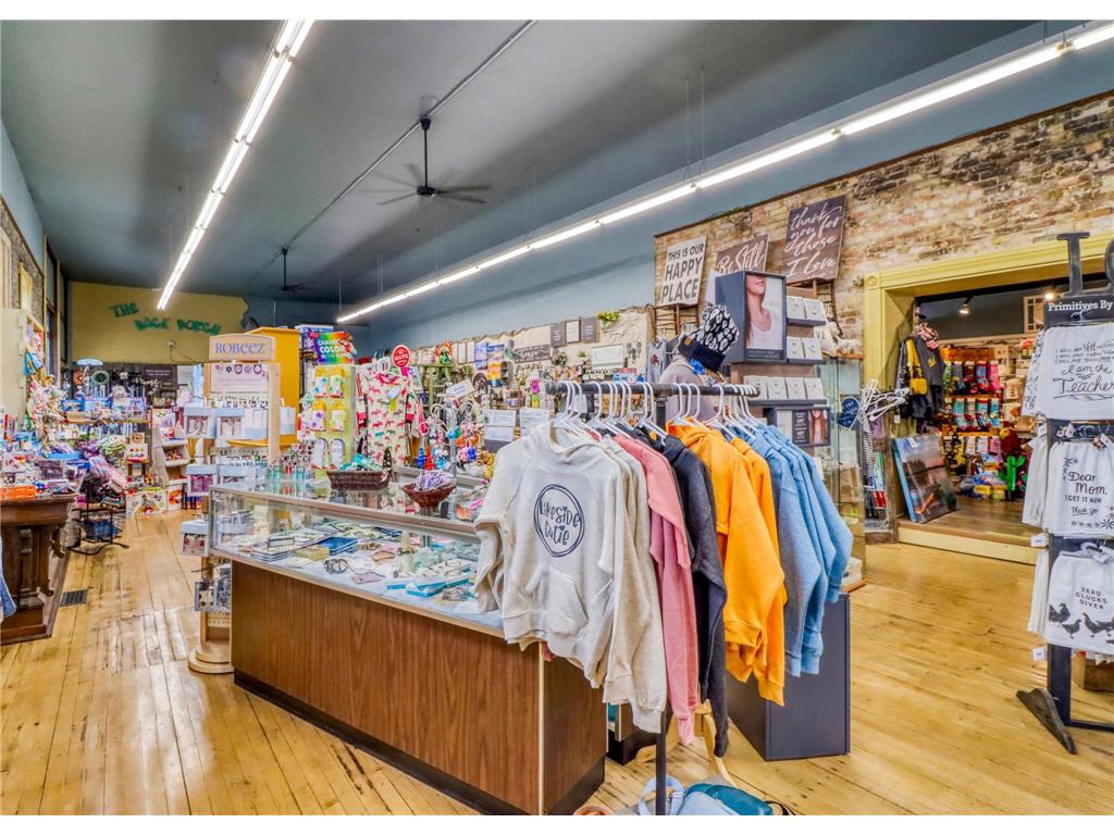 101 West Main St Perham MN 56573 6786408 image18