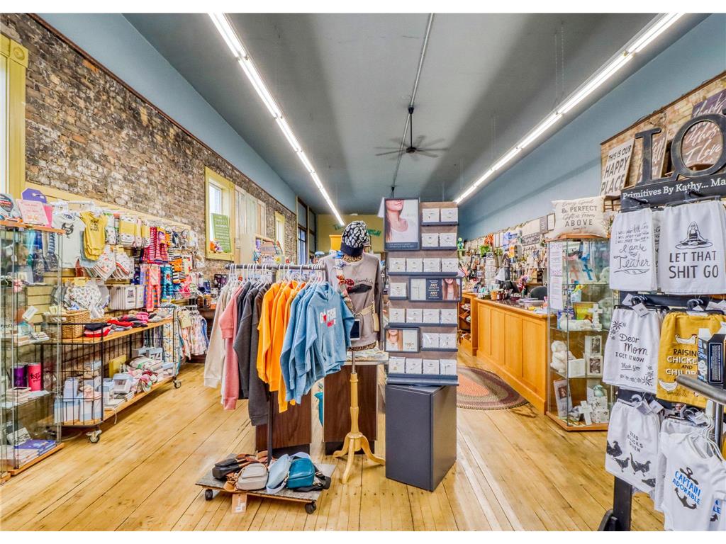 101 West Main St Perham MN 56573 6786408 image8