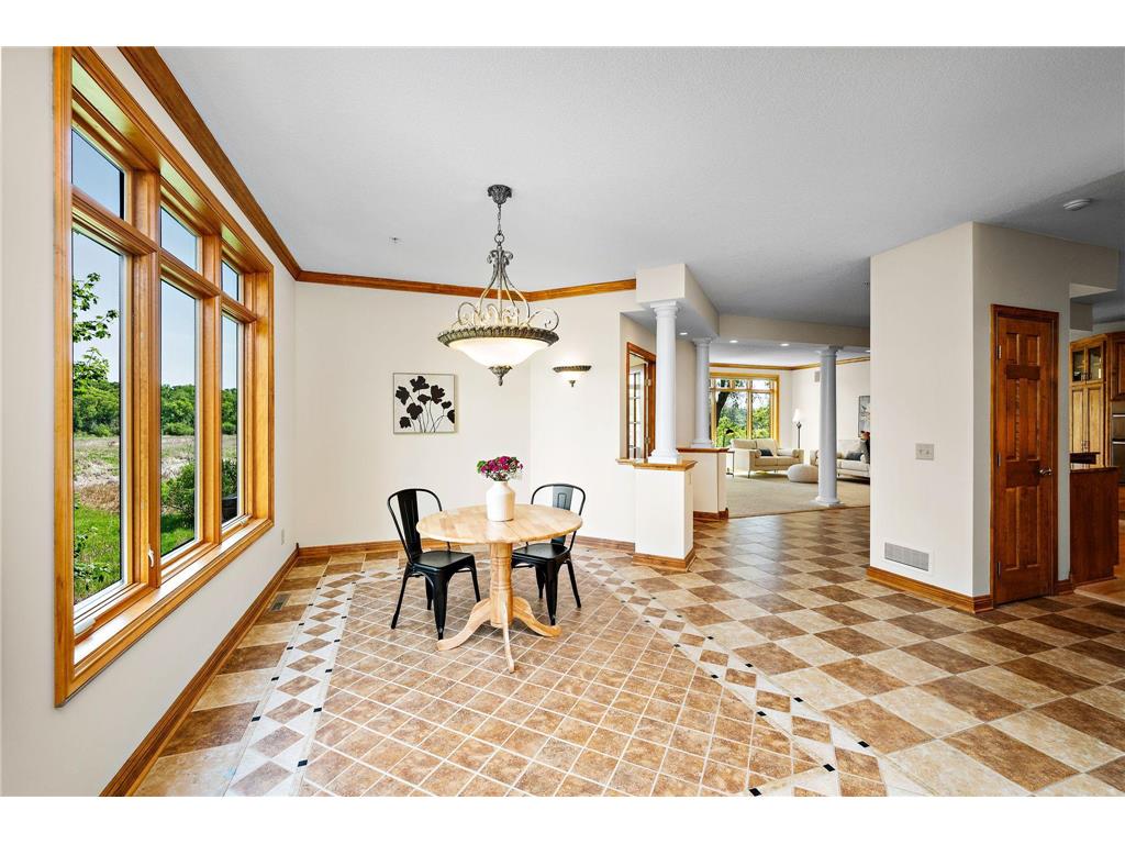 101 Willoughby Way E Minnetonka MN 55305 7066281 image11