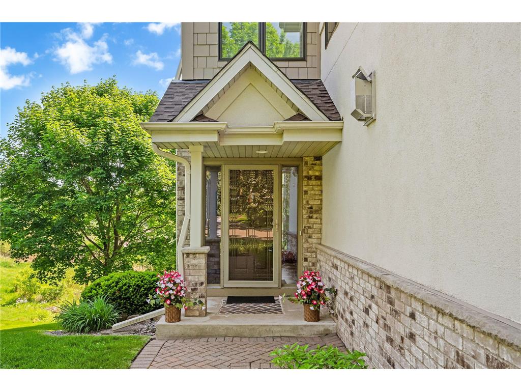 101 Willoughby Way E Minnetonka MN 55305 7066281 image2