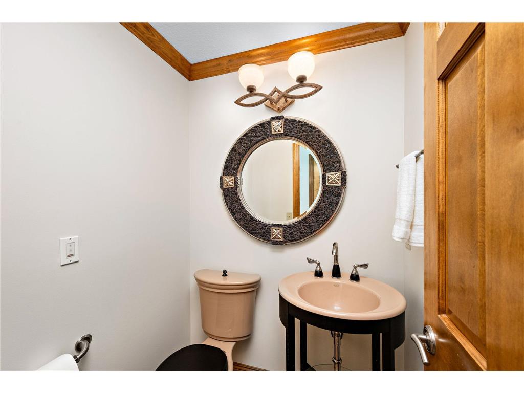 101 Willoughby Way E Minnetonka MN 55305 7066281 image30