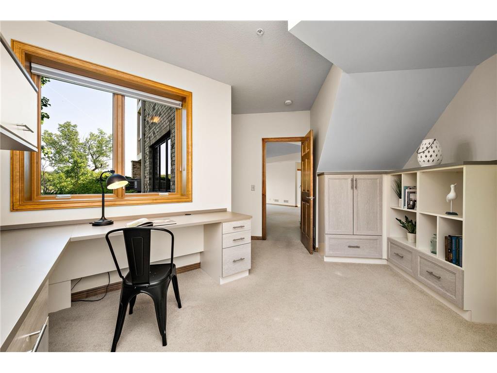 101 Willoughby Way E Minnetonka MN 55305 7066281 image40