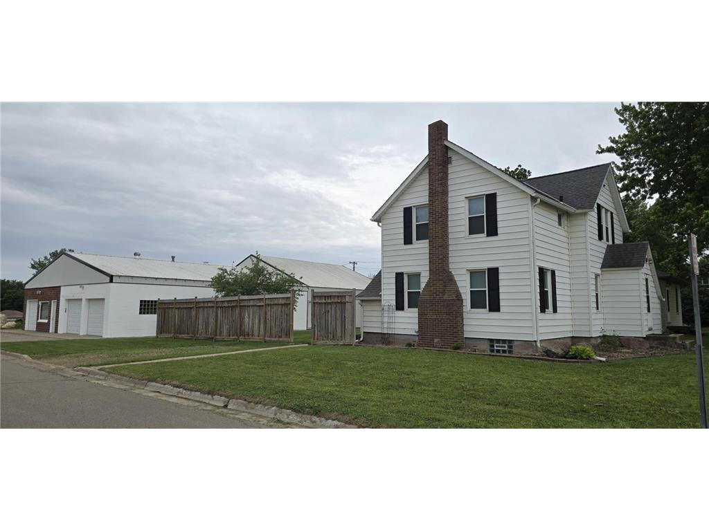101 Wilson Street Springfield MN 56087 7095297 image2