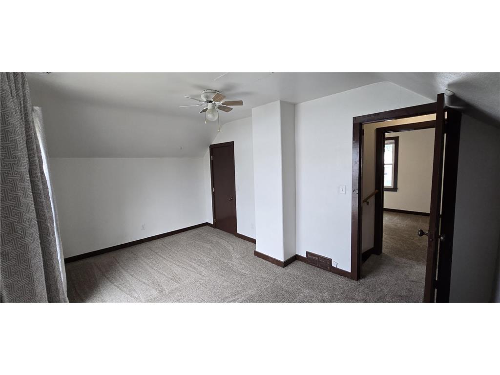101 Wilson Street Springfield MN 56087 7095297 image23