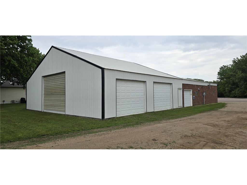 101 Wilson Street Springfield MN 56087 7095297 image54