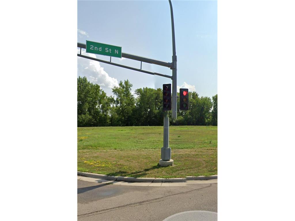1010 2nd Street N Sauk Rapids MN 56379 7078983 image2