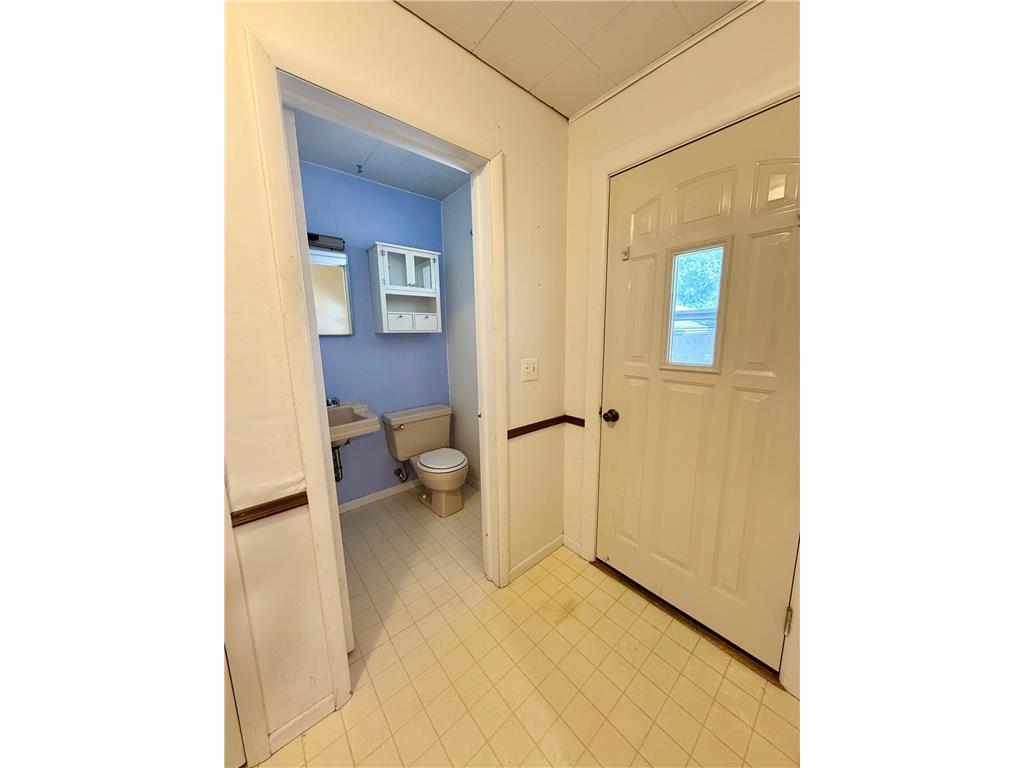 1010 Arnold Avenue N Thief River Falls MN 56701 6786579 image14