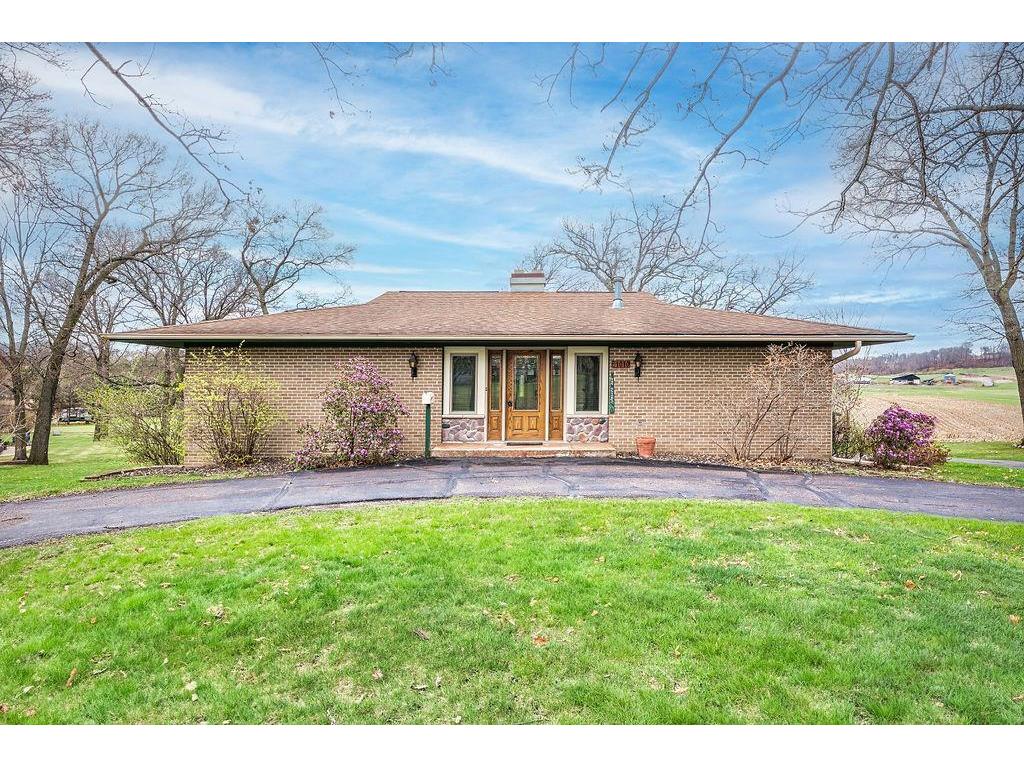 1010 Auth Street Durand WI 54736 6519526 image1