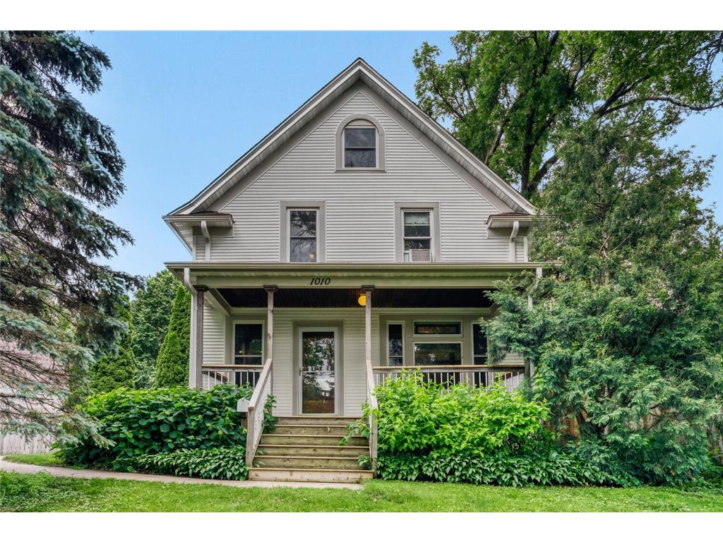 1010 Burns Avenue Saint Paul MN 55106 7090611 image1