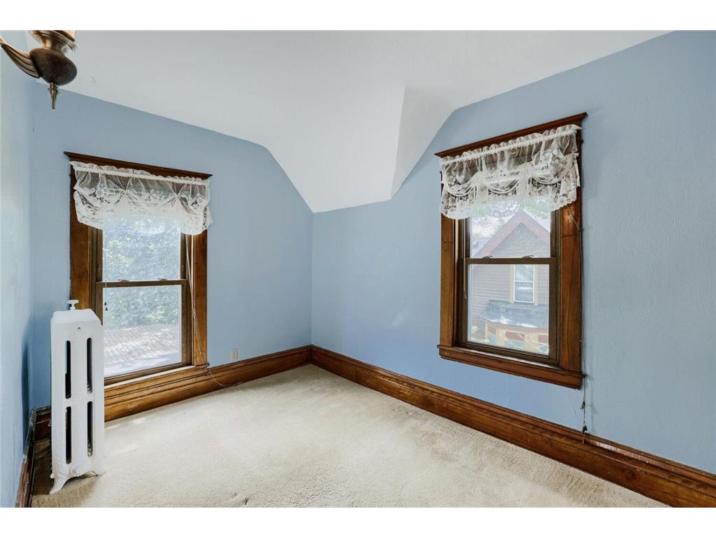 1010 Burns Avenue Saint Paul MN 55106 7090611 image21