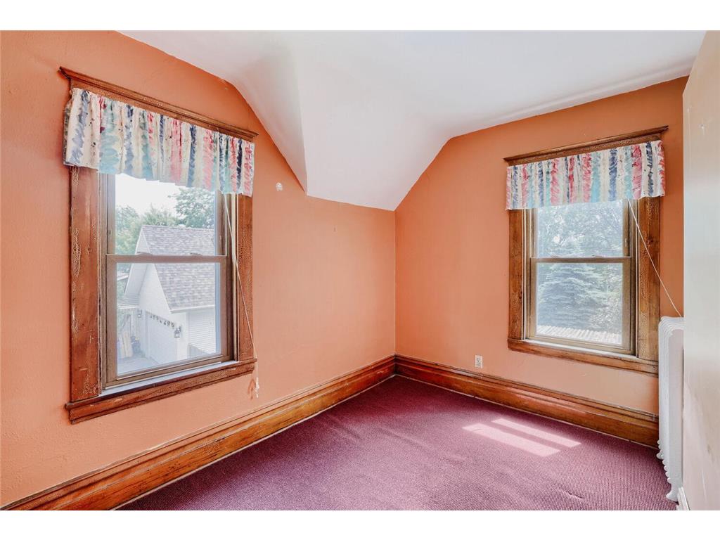 1010 Burns Avenue Saint Paul MN 55106 7090611 image22