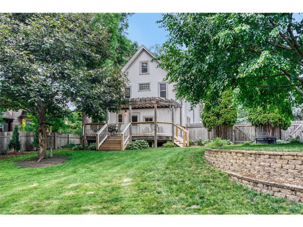 1010 Burns Avenue Saint Paul MN 55106 7090611 image28