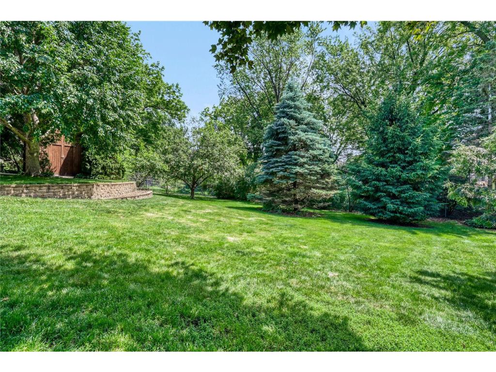 1010 Burns Avenue Saint Paul MN 55106 7090611 image30