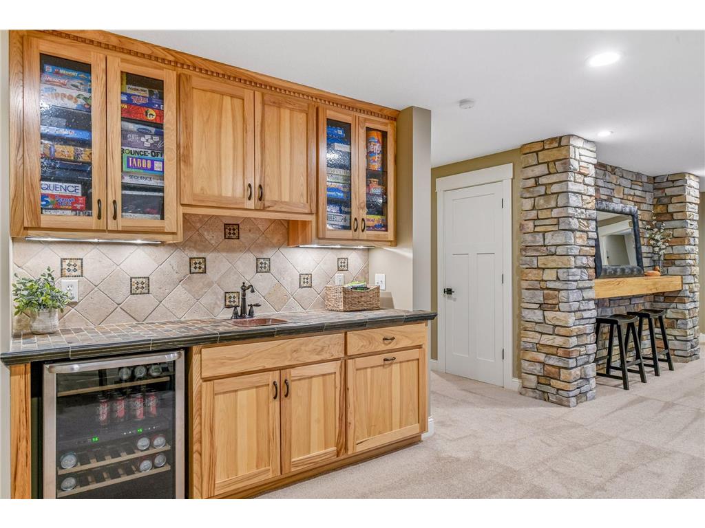 1010 Drake Court Independence MN 55359 7059904 image38