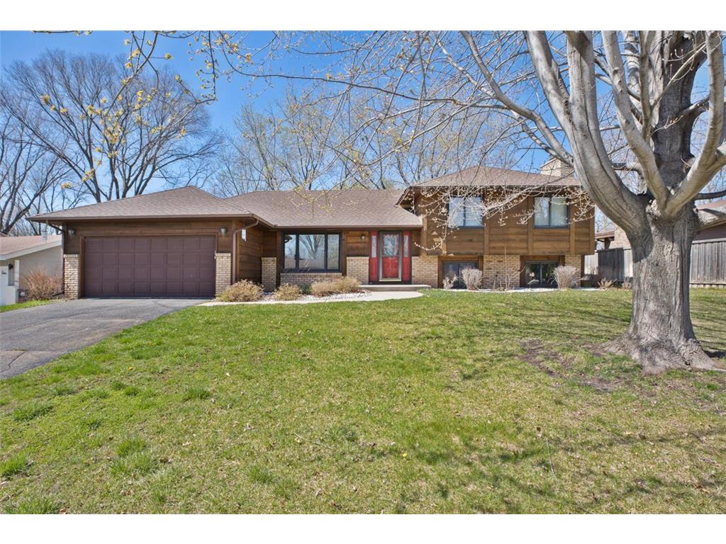 1010 E 157th Street Burnsville MN 55306 6524105 image1