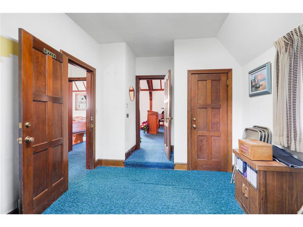 1010 E 58th Street Minneapolis MN 55417 6795268 image15