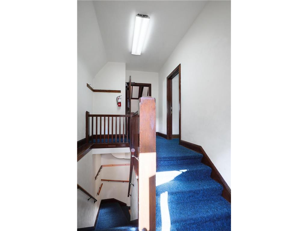 1010 E 58th Street Minneapolis MN 55417 6795268 image17