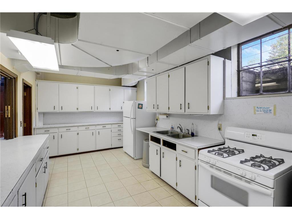 1010 E 58th Street Minneapolis MN 55417 6795268 image23