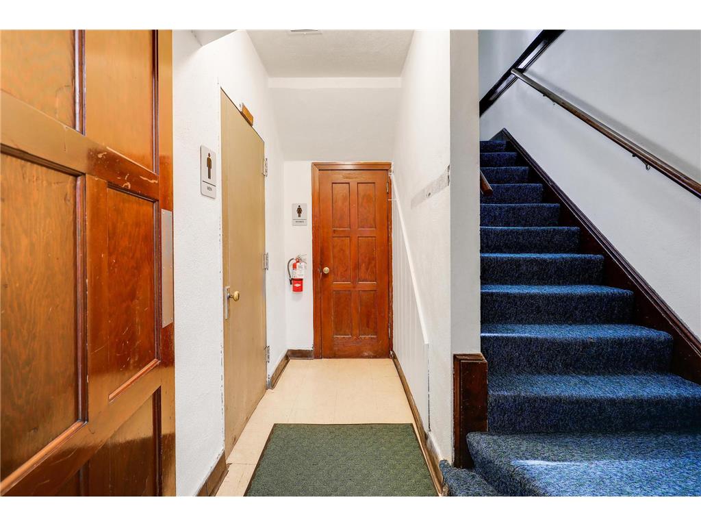 1010 E 58th Street Minneapolis MN 55417 6795268 image25