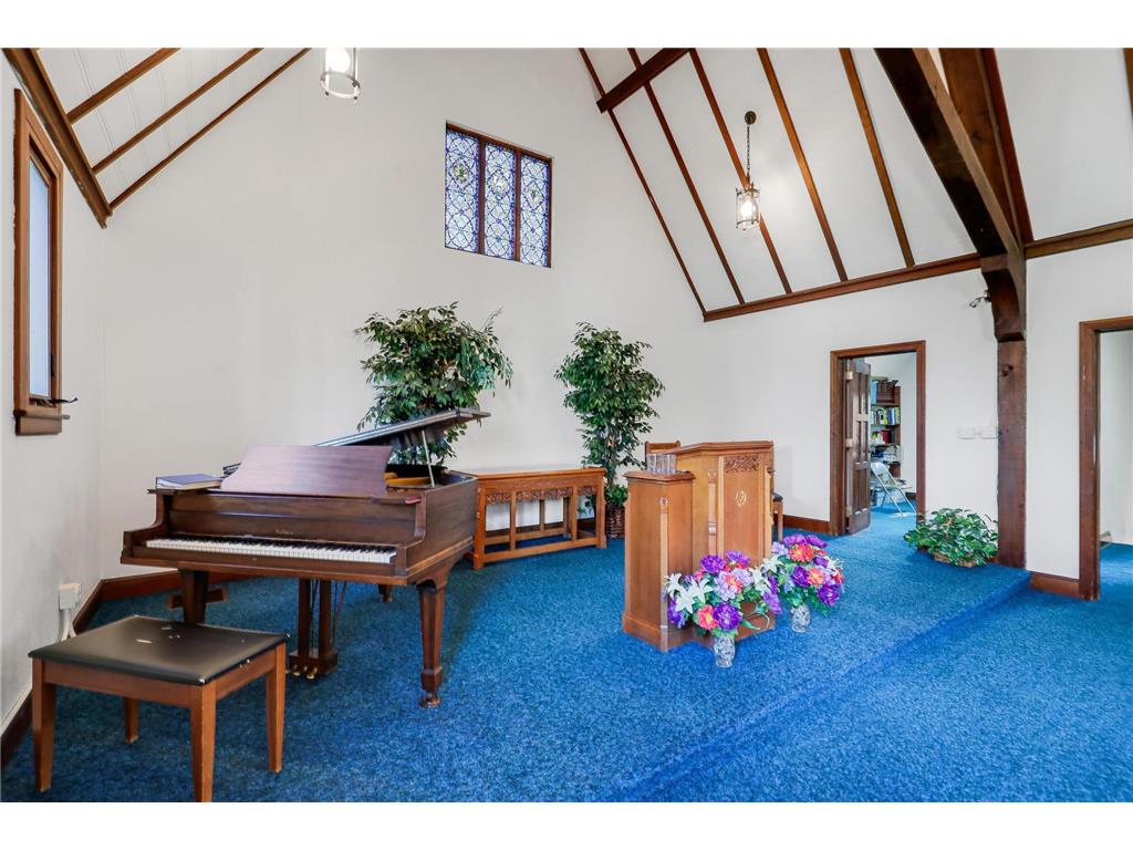 1010 E 58th Street Minneapolis MN 55417 6795268 image7