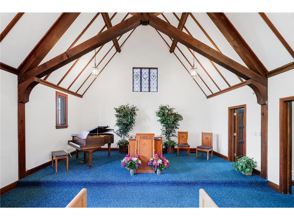 1010 E 58th Street Minneapolis MN 55417 7021179 image5