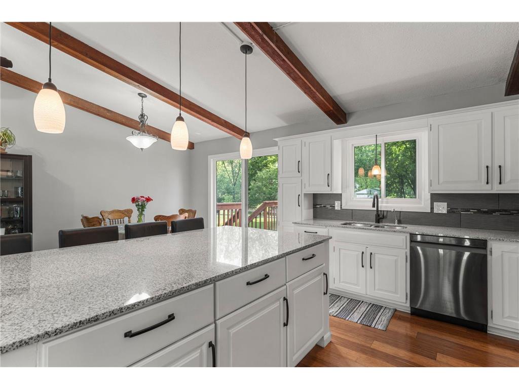1010 Ferndale Street N Maplewood MN 55119 7084733 image12
