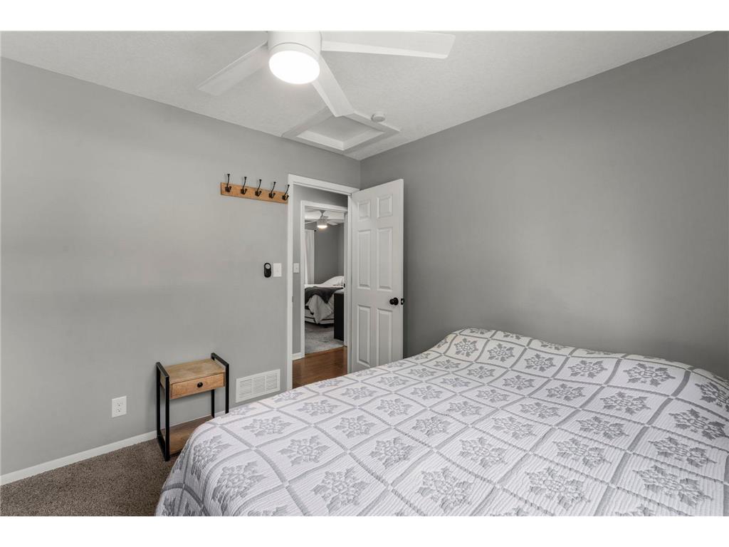 1010 Ferndale Street N Maplewood MN 55119 7084733 image17