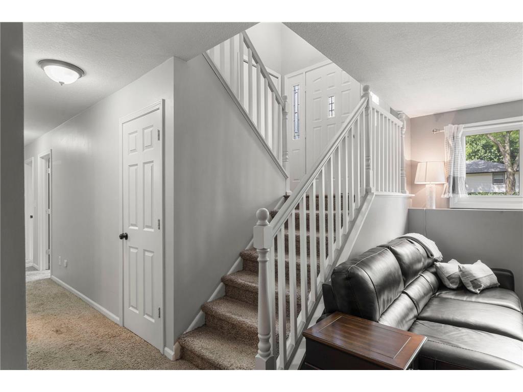 1010 Ferndale Street N Maplewood MN 55119 7084733 image24