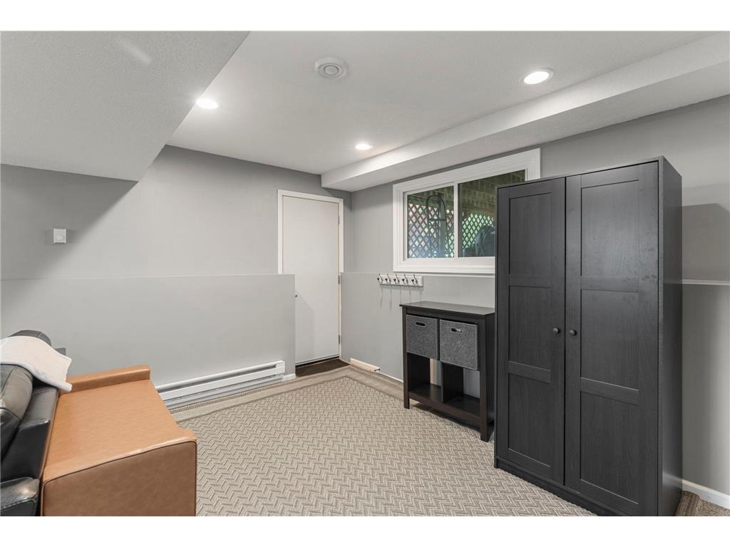 1010 Ferndale Street N Maplewood MN 55119 7084733 image30
