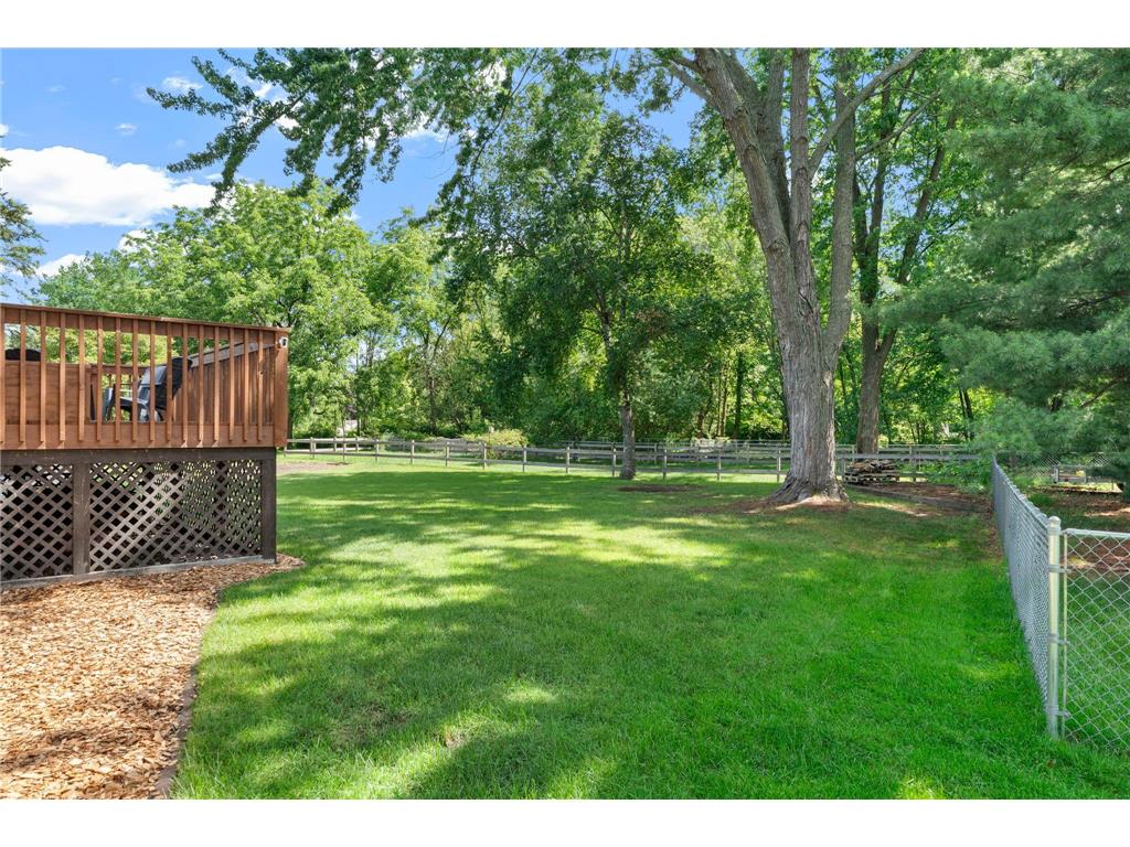 1010 Ferndale Street N Maplewood MN 55119 7084733 image47