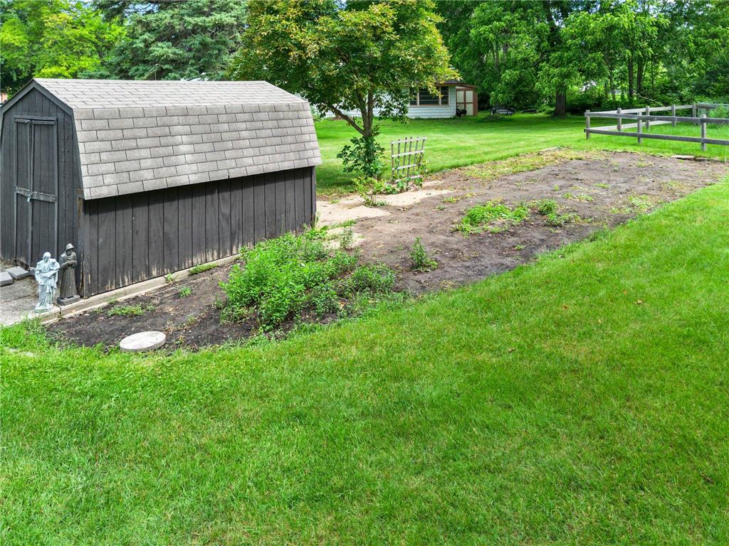 1010 Ferndale Street N Maplewood MN 55119 7084733 image50