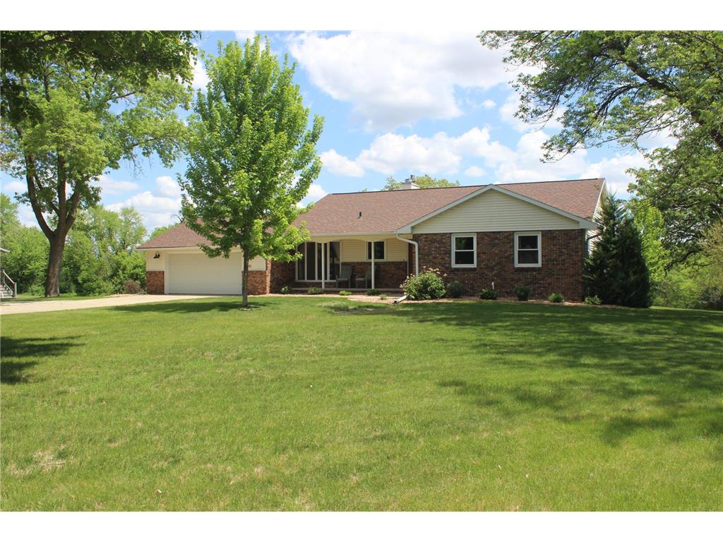 1010 Highland Drive Blue Earth MN 56013 6674943 image1