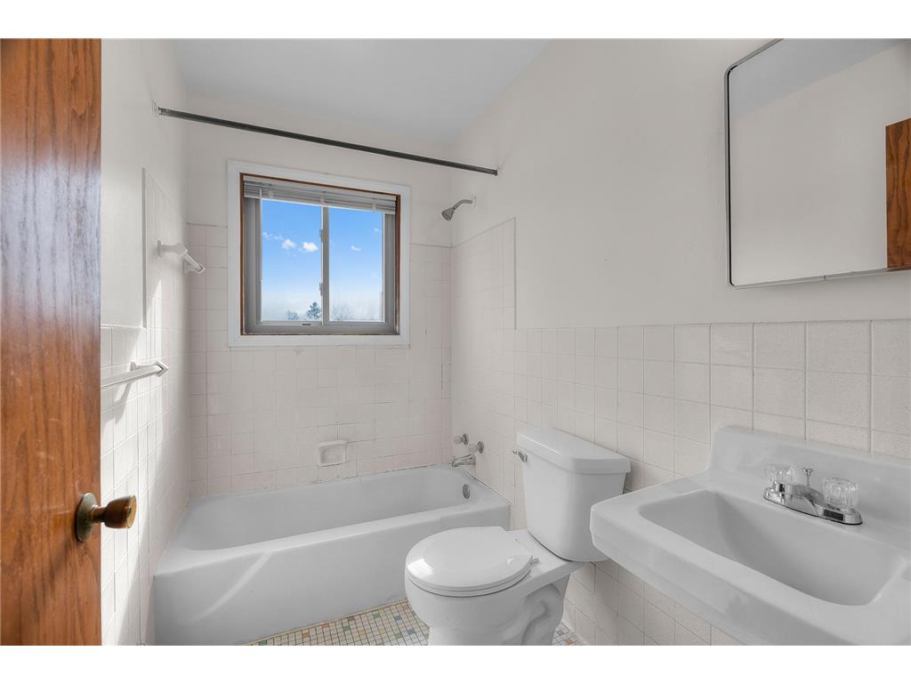 1010 Lafond Avenue Saint Paul MN 55104 7020224 image20