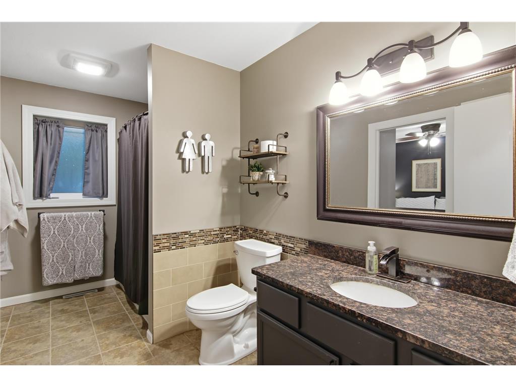 1010 Malden Avenue Eau Claire WI 54703 7107568 image19