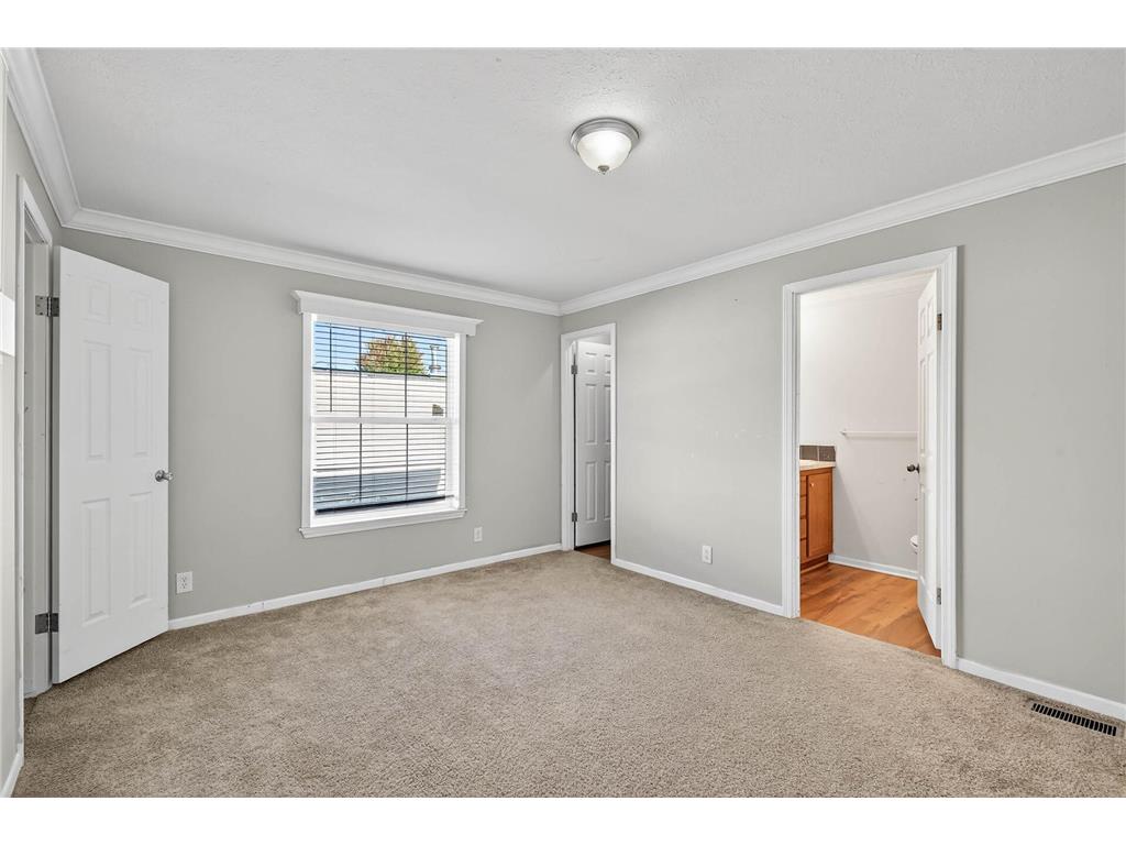 1010 NE North Circle NE Fridley MN 55432 6801983 image15