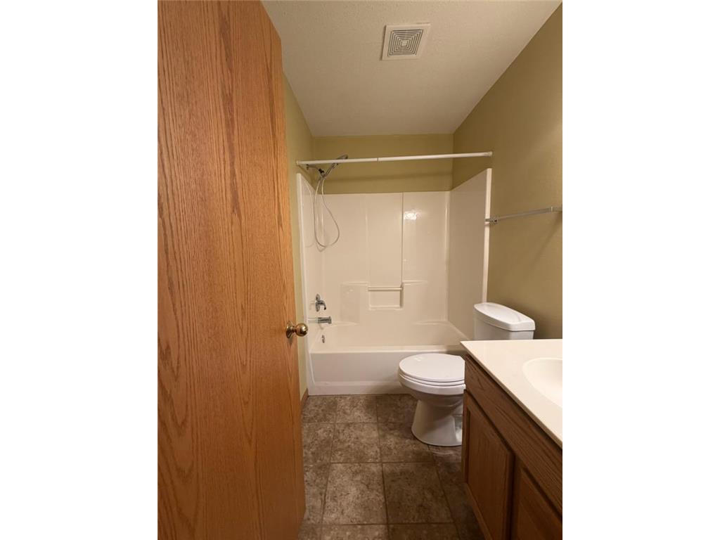 1010 Oak Place West Fargo ND 58078 7105018 image32
