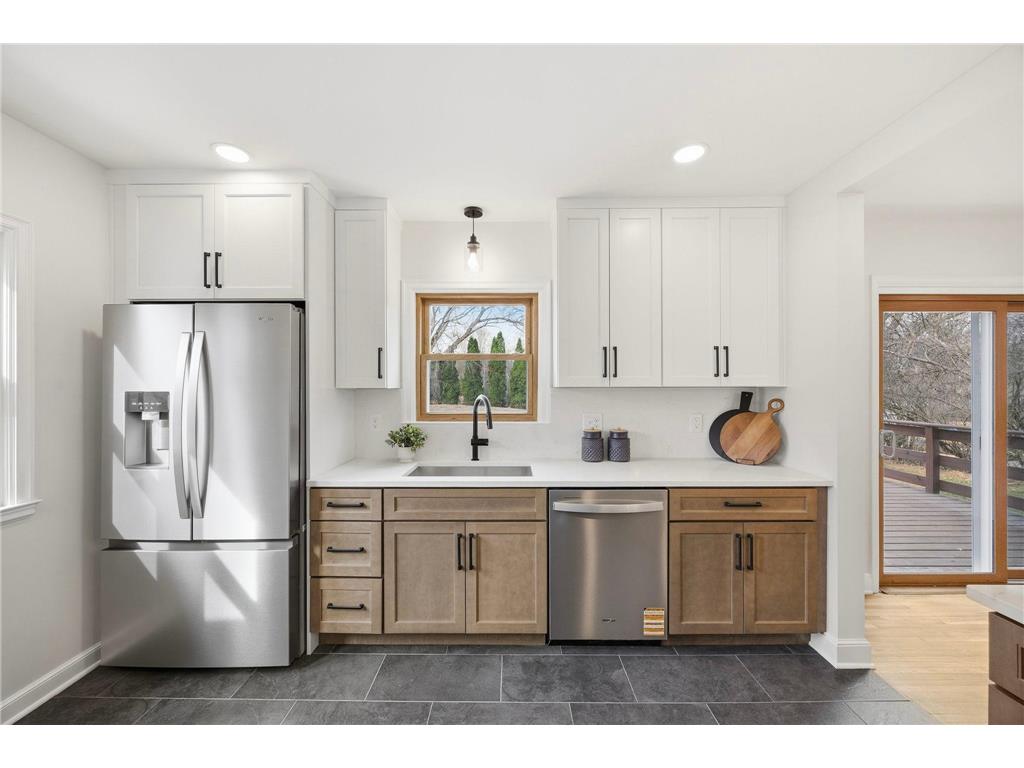 1010 Oak Ridge Road Hopkins MN 55305 7050155 image3