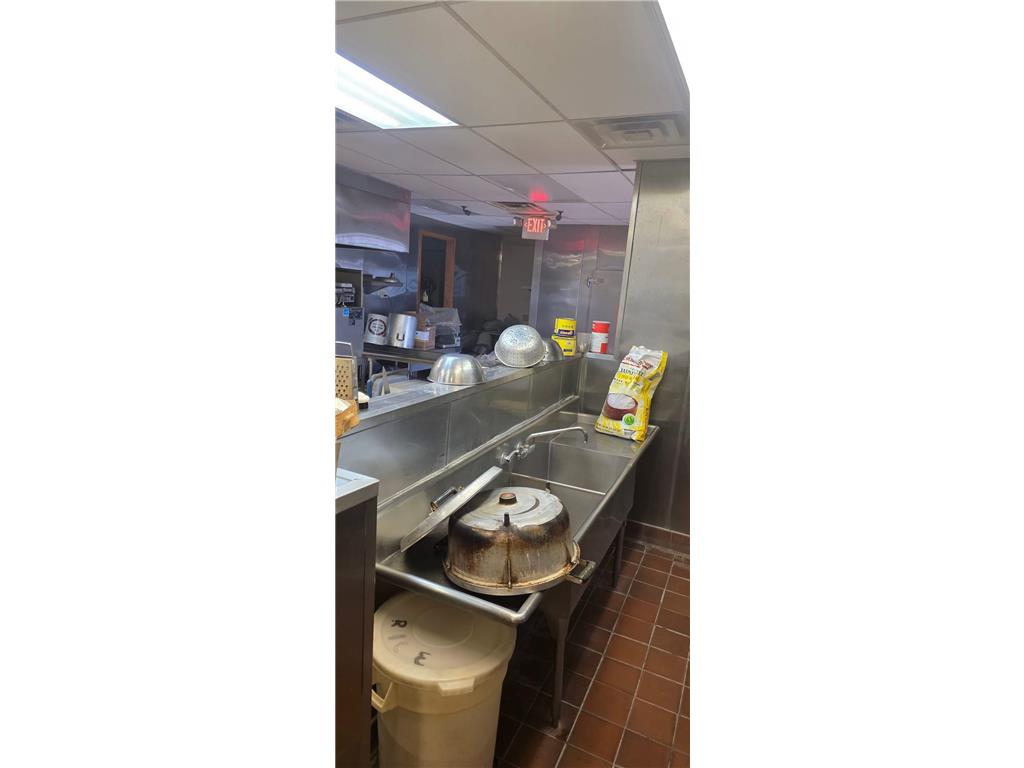 1010 Payne Avenue Saint Paul MN 55130 6702743 image5