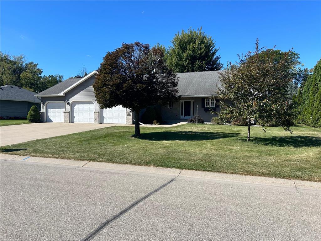 1010 W Irving Street Lake City MN 55041 6608371 image1