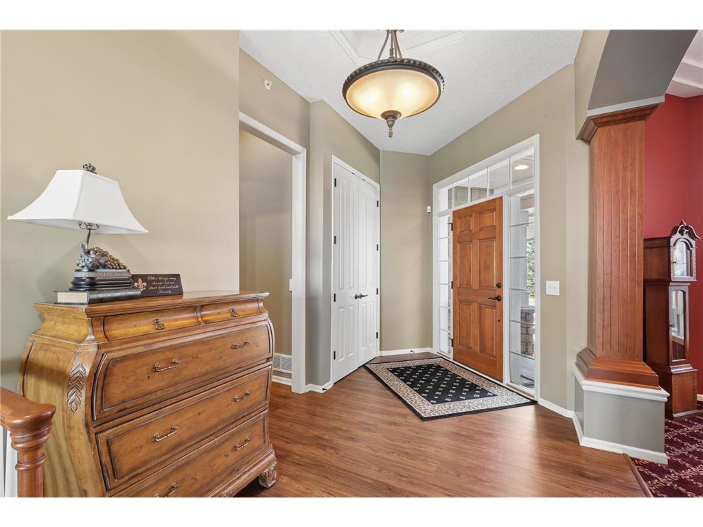 10100 Indigo Drive Eden Prairie MN 55347 - Grass Lake 7028354 image3