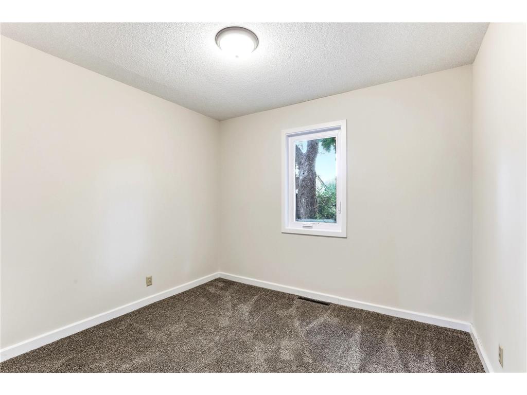 10100 Quince Street NW Coon Rapids MN 55433 7111420 image13