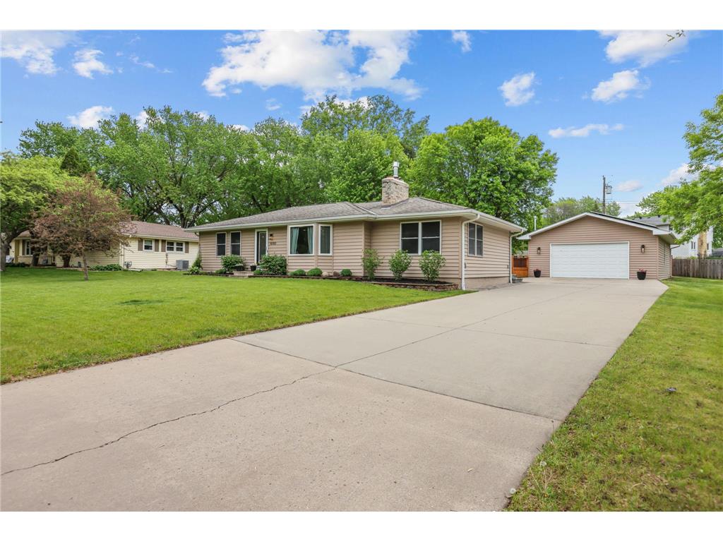 10101 Harrison Road Bloomington MN 55437 7074431 image1