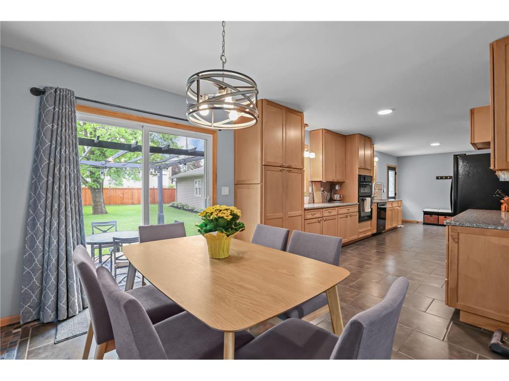 10101 Harrison Road Bloomington MN 55437 7074431 image10