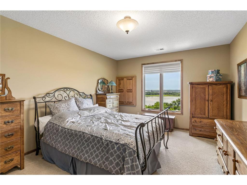 10102 Indigo Drive Eden Prairie MN 55347 7096542 image38