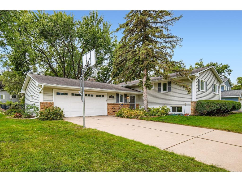 10105 39th Avenue N Plymouth MN 55441 6770215 image1