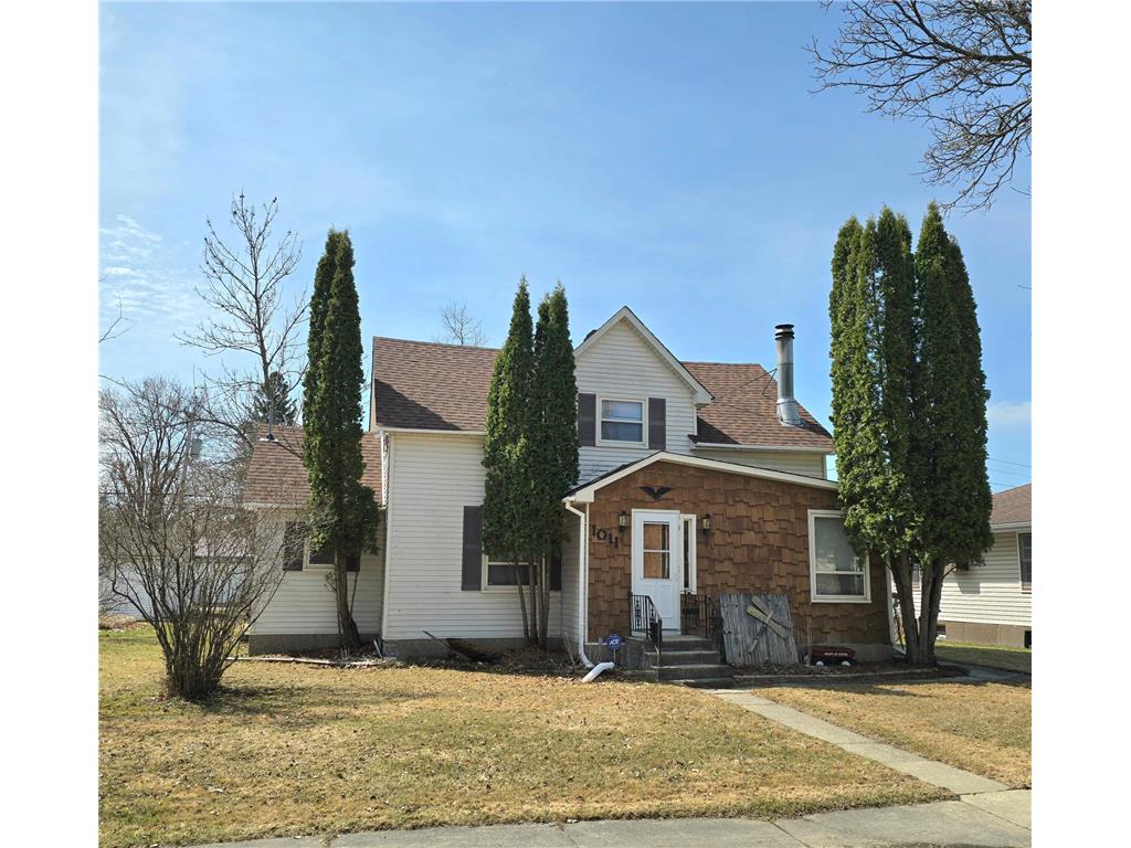 1011 10th Street International Falls MN 56649 7067531 image1