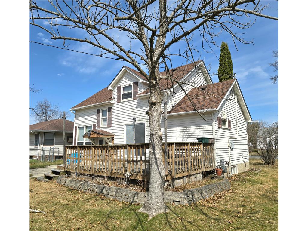 1011 10th Street International Falls MN 56649 7067531 image2