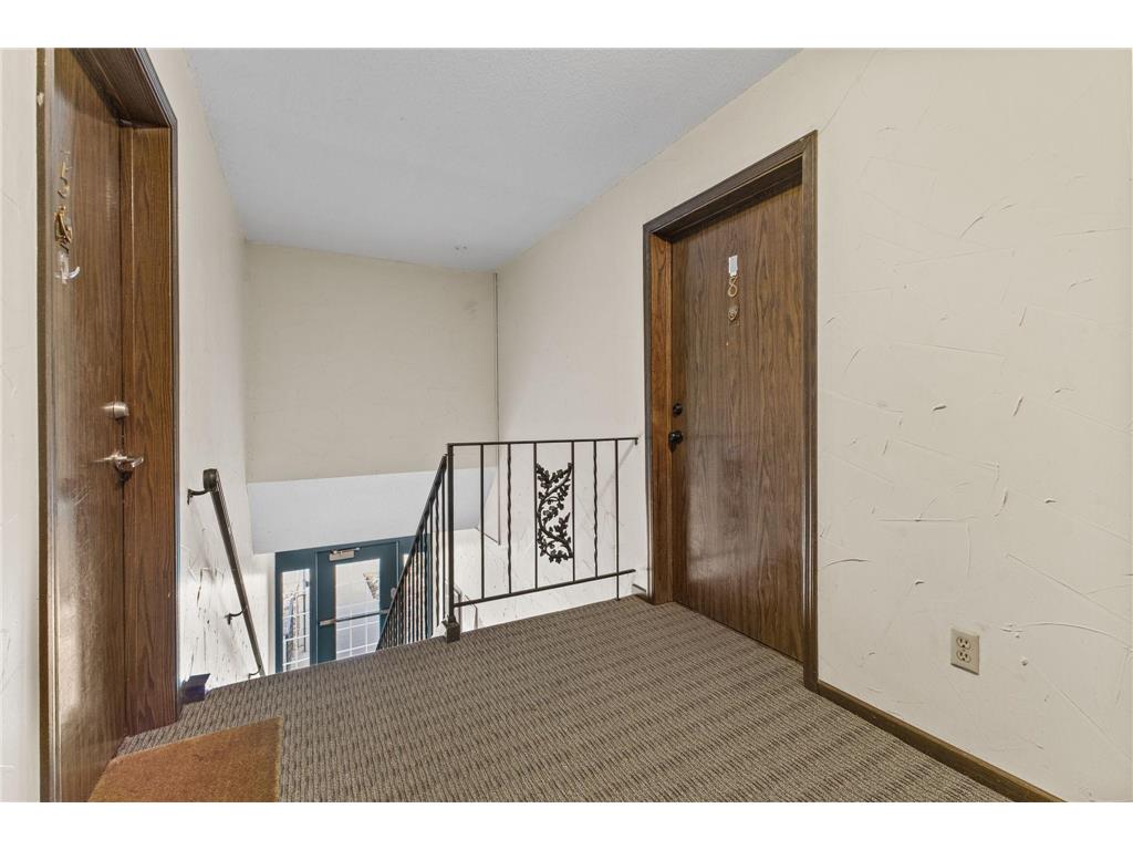 1011 11th Avenue S #8 Hopkins MN 55343 7062741 image3